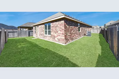 2335 Spring Hollow Drive, Baytown, TX 77521 - Photo 35