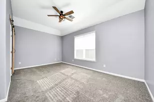 2335 Spring Hollow Dr, Baytown, TX 77521 - Photo 15