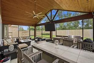 12511 Tullich Run Dr, Humble, TX 77346 - Photo 35