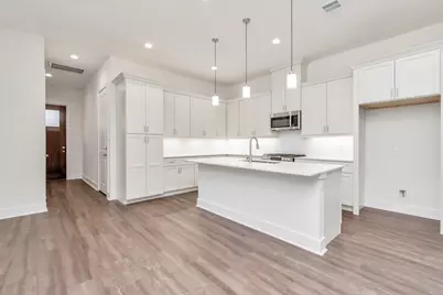 221 Cockerel Street #B, Houston, TX 77018 - Photo 5