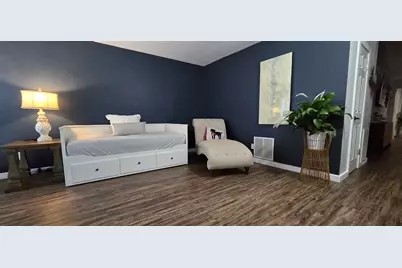 10614 Carlota Court, Houston, TX 77096 - Photo 5