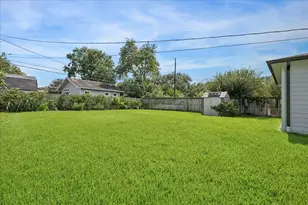5417 Nina Lee Ln, Houston, TX 77092 - Photo 27