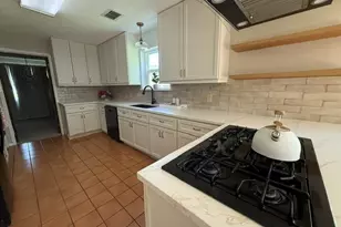 10214 Huntington View Dr, Houston, TX 77099 - Photo 41