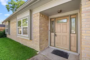 10214 Huntington View Dr, Houston, TX 77099 - Photo 5