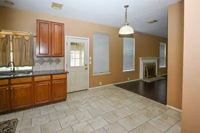 1207 Satillo Lane, Richmond, TX 77469 - Photo 11