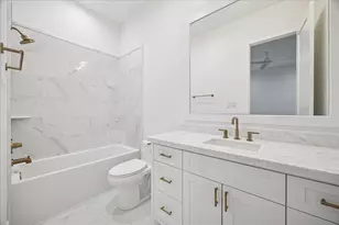 867 W 42nd St, Houston, TX 77018 - Photo 27