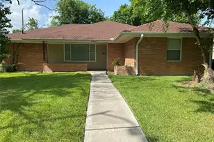 2734 Almeda Plaza Dr, Houston, TX 77045 - Photo 13