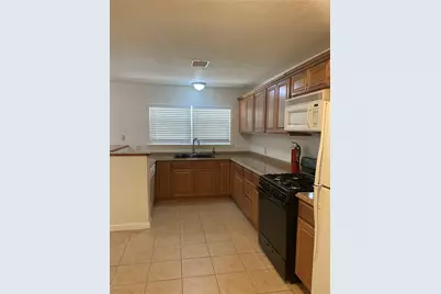 2734 Almeda Plaza Drive, Houston, TX 77045 - Photo 5