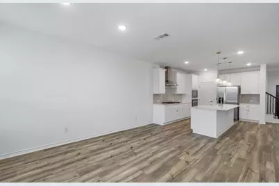 341 Dallas Meadows Drive, Dayton, TX 77535 - Photo 5