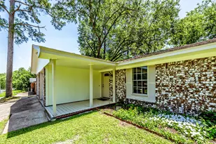 2615 Chimney Rock, Huntsville, TX 77320 - Photo 3