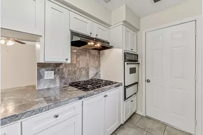 2615 Chimney Rock, Huntsville, TX 77320 - Photo 9