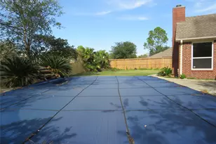 1212 Bob White Dr, Friendswood, TX 77546 - Photo 17