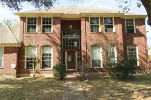 1212 Bob White Dr, Friendswood, TX 77546 - Photo 3