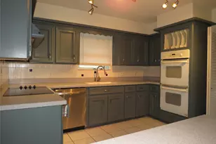 3310 Little Bear Dr, Houston, TX 77339 - Photo 9