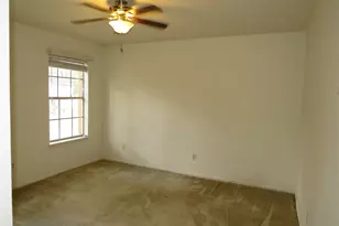 3310 Little Bear Dr, Houston, TX 77339 - Photo 15