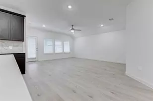 30631 Brixton Village St, Fulshear, TX 77441 - Photo 11