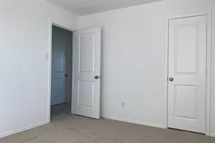 252 Tugboat Annie Wy, Jarrell, TX 76537 - Photo 39