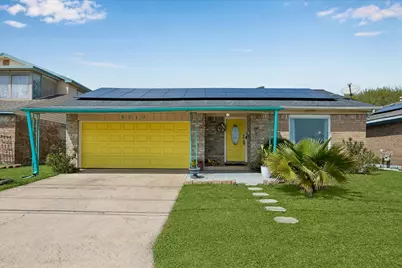 5710 Avenue T 1/2, Galveston, TX 77551 - Photo 1