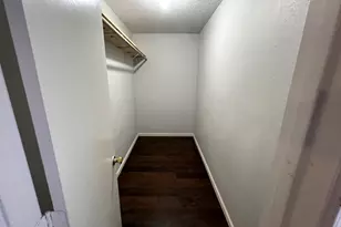 6327 Goforth St, Houston, TX 77021 - Photo 9