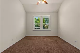 11815 Eagle Ridge Dr, Mont Belvieu, TX 77535 - Photo 19