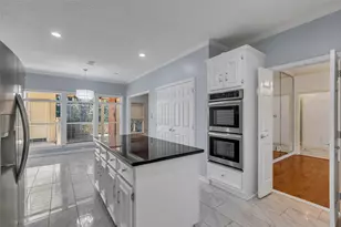 454 Stephen F Austin Dr, Conroe, TX 77302 - Photo 15