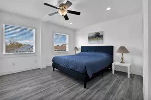 4013 Ave N 1/2, Galveston, TX 77550 - Photo 11