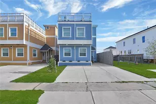 4013 Ave N 1/2, Galveston, TX 77550 - Photo 3
