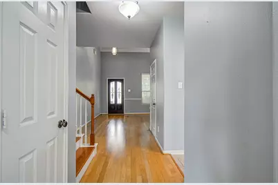 6307 S Wintersage Lane, Houston, TX 77066 - Photo 5