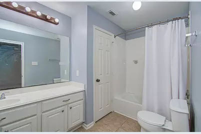 6307 S Wintersage Lane, Houston, TX 77066 - Photo 39