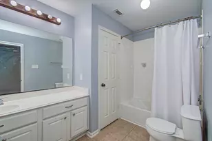 6307 S Wintersage Ln, Houston, TX 77066 - Photo 39