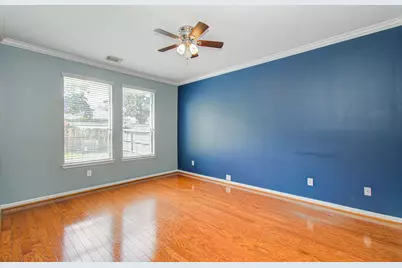 6307 S Wintersage Lane, Houston, TX 77066 - Photo 17