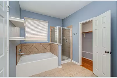 6307 S Wintersage Lane, Houston, TX 77066 - Photo 19