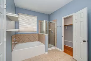 6307 S Wintersage Ln, Houston, TX 77066 - Photo 19