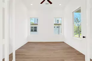 13523 Lakecrest Dr, Cypress, TX 77429 - Photo 17