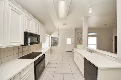 7207 Glenbank Way, Houston, TX 77095 - Photo 15