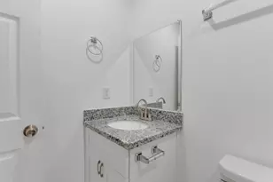 8128 Sterlingshire St, Houston, TX 77078 - Photo 13