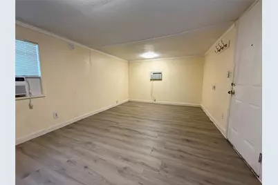 4201 Darby St #2, Bacliff, TX 77518 - Photo 3