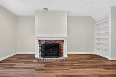 5916 Woodway Place Court, Houston, TX 77057 - Photo 5
