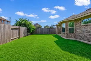 4827 Ladona Ct, League City, TX 77573 - Photo 31