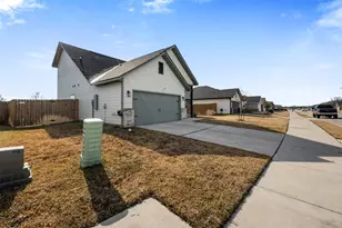 2506 Lightfoot Ln, Bryan, TX 77803 - Photo 45