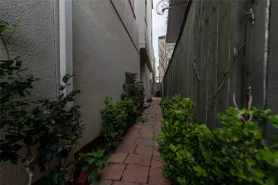 1403 Palm Street #B, Houston, TX 77004 - Photo 45