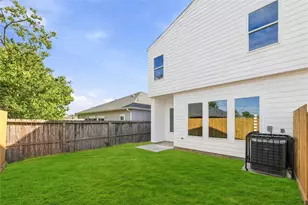 8220 Gladstone St, Houston, TX 77051 - Photo 5