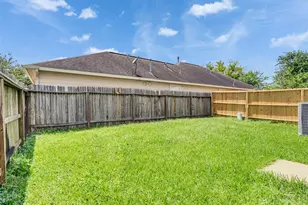 3710 Windmill Village Dr, Houston, TX 77082 - Photo 11