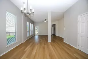 22102 Shortfin Mako Ct, Katy, TX 77449 - Photo 5