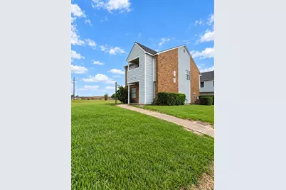 7925-7975 Streamside Drive #17, Houston, TX 77088 - Photo 3