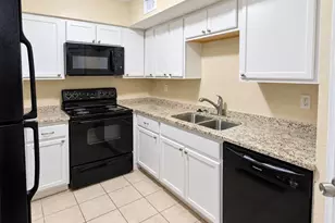 7925-7975 Streamside Dr, Houston, TX 77088 - Photo 5