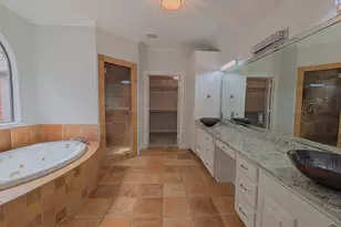 1307 Riverine Ct, Houston, TX 77055 - Photo 29