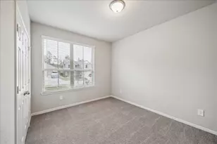 935 Golden Willow Ln, Conroe, TX 77304 - Photo 15