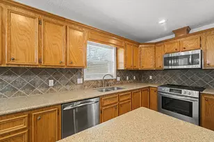 15415 Lanswick Dr, Houston, TX 77062 - Photo 9