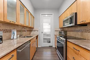 3804 Lake St, Houston, TX 77098 - Photo 13